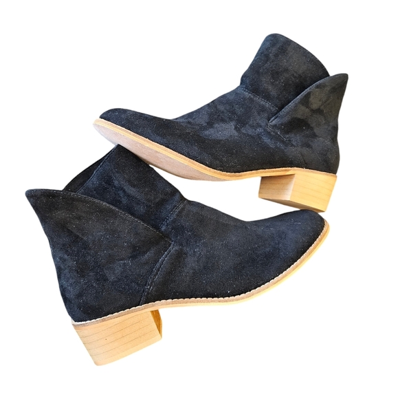 Hey Girl Corky's Spill The Tea Black Booties Womens - Picture 1 of 9